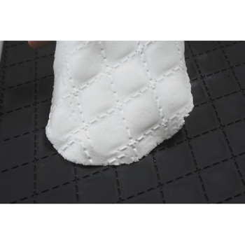 TAPIS RELIEF SILICONE MATELASSE
